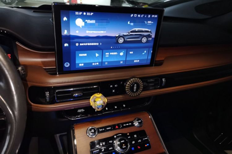 Used Lincoln Aviator 2020 3.0T V6 All-Wheel Drive Executive Version Audio And AC Panel