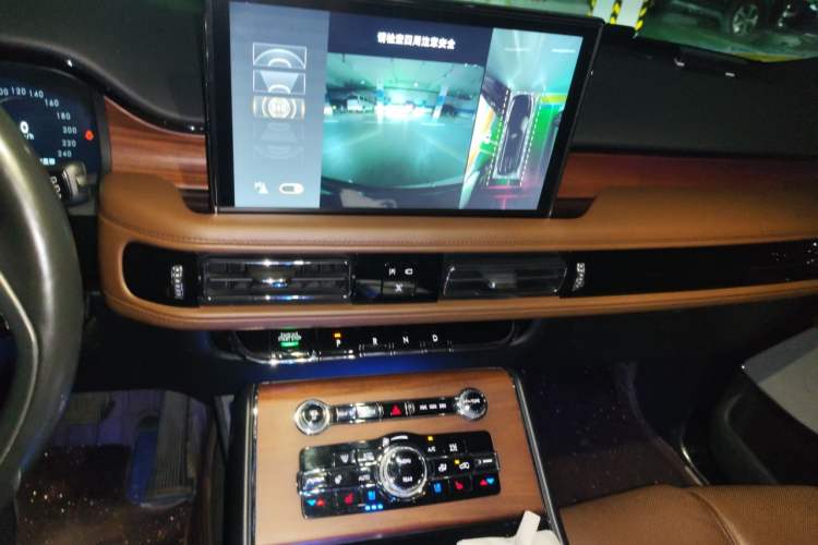 Used Lincoln Aviator 2020 3.0T V6 All-Wheel Drive Executive Version Audio And AC Panel