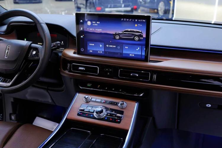 Used Lincoln Aviator 2020 3.0T V6 All-Wheel Drive Executive Version Audio And AC Panel
