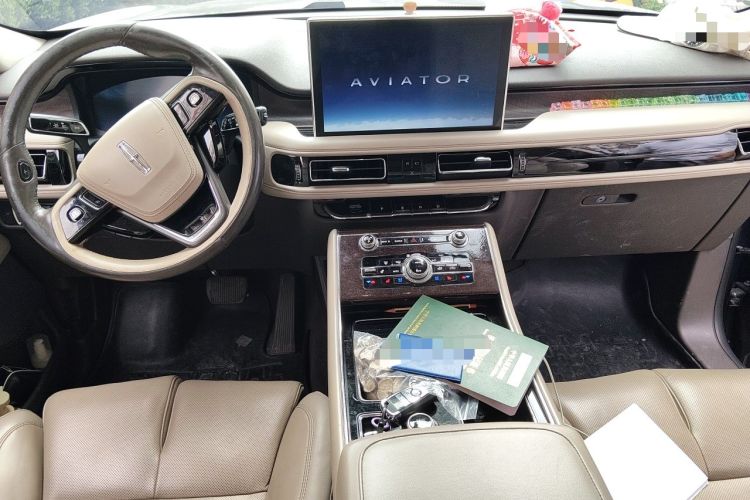 Used Lincoln Aviator 2020 3.0T V6 Four-Wheel Drive Zunya Edition Center Console