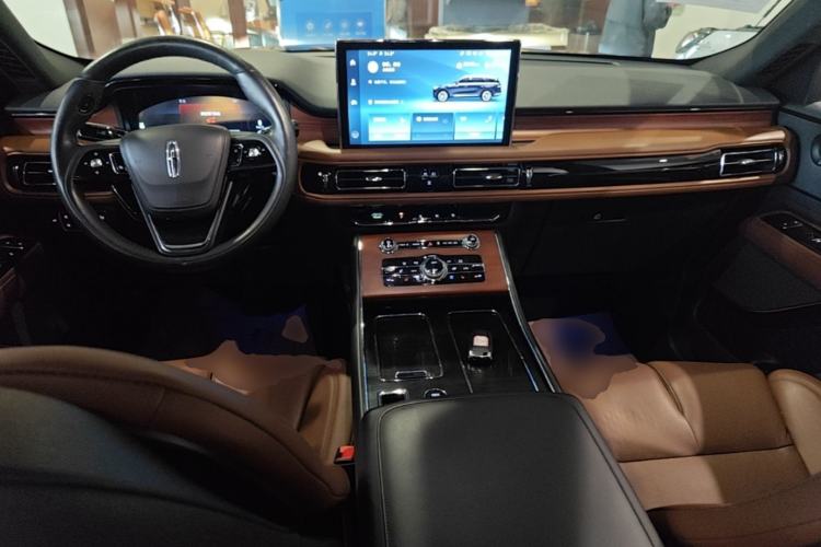 Used Lincoln Aviator 2020 3.0T V6 Four-Wheel Drive Zunya Edition Center Console