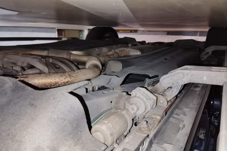 Used Lincoln Aviator 2020 3.0T V6 All-Wheel Drive Executive Version Chassis Front Right