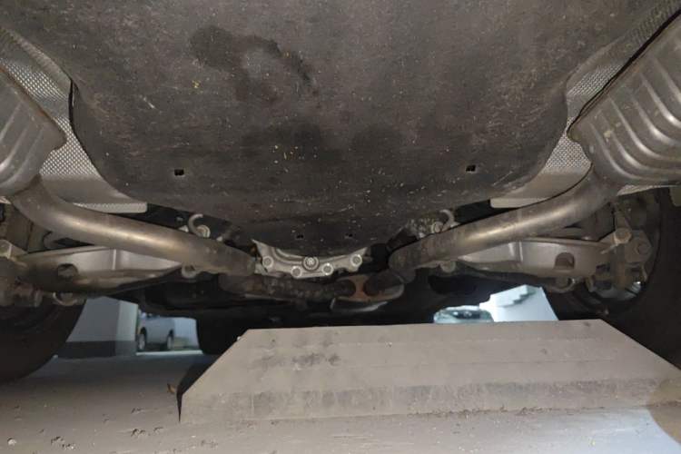 Used Lincoln Aviator 2020 3.0T V6 Four-Wheel Drive Premium Edition Chassis Rear