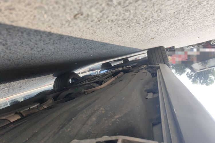 Used Lincoln Aviator 2020 3.0T V6 All-Wheel Drive Executive Version Chassis Rear Left