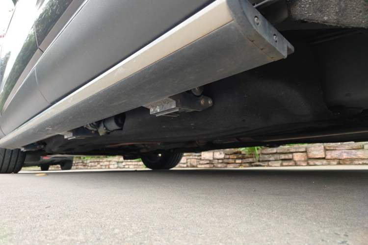 Used Lincoln Aviator 2020 3.0T V6 All-Wheel Drive Executive Version Chassis Rear Left