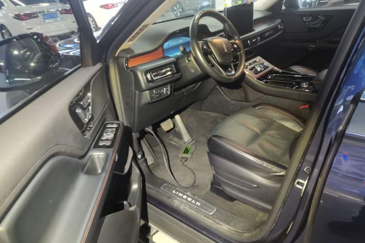 Used Lincoln Aviator 2020 3.0T V6 Four-Wheel Drive Premium Edition Driver Seat