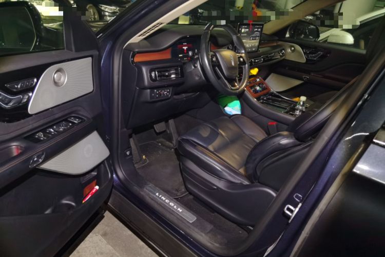 Used Lincoln Aviator 2020 3.0T V6 All-Wheel Drive Executive Version Driver Seat