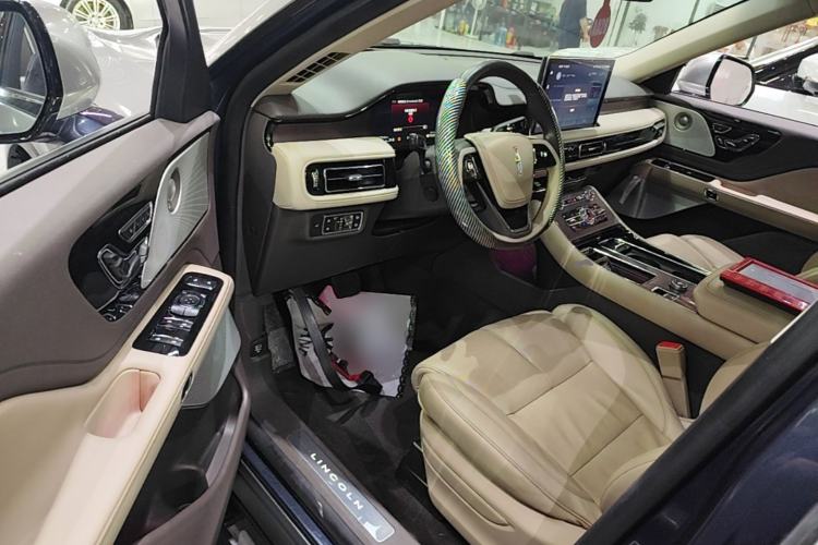 Used Lincoln Aviator 2020 3.0T V6 All-Wheel Drive Executive Version Driver Seat