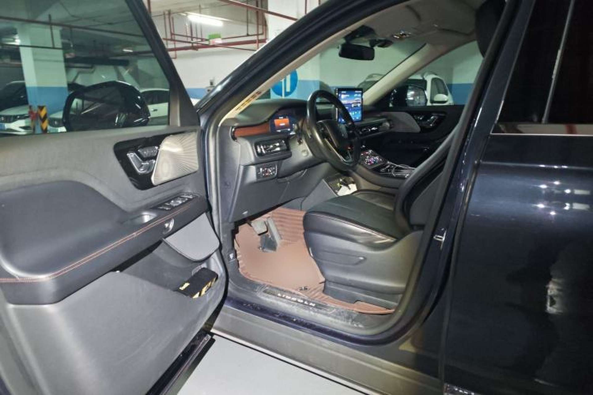 Used Lincoln Aviator 2020 3.0T V6 Four-Wheel Drive Premium Edition Driver Seat