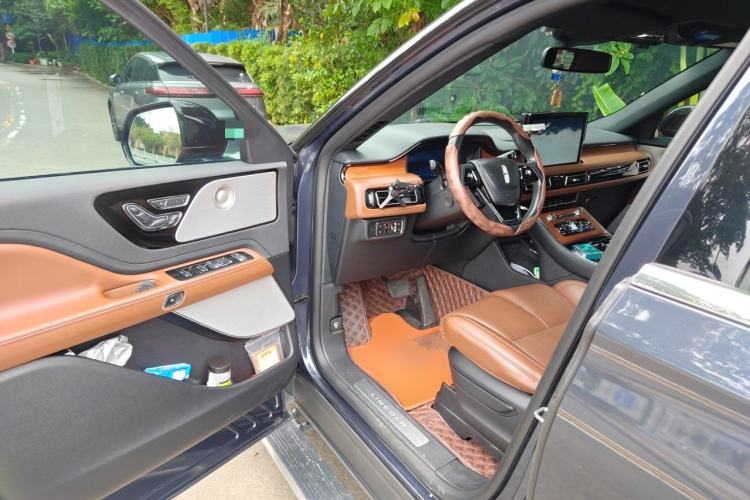 Used Lincoln Aviator 2020 3.0T V6 All-Wheel Drive Executive Version Driver Seat