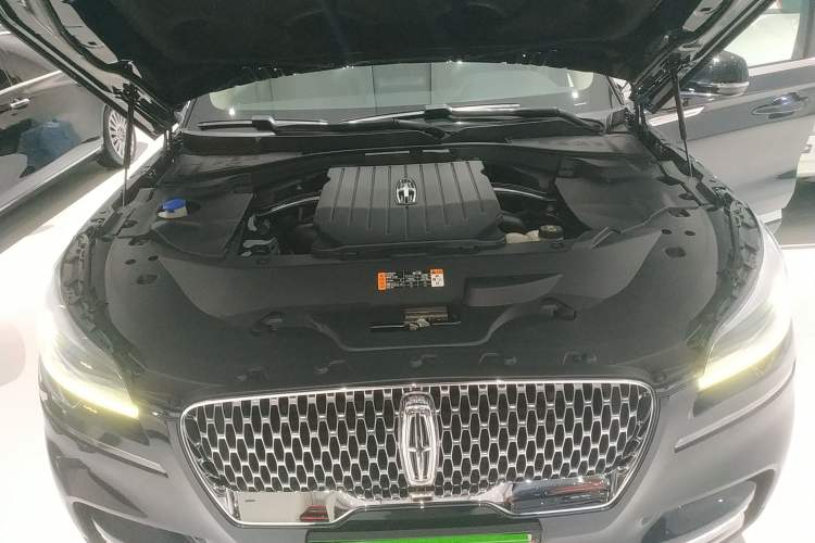 Used Lincoln Aviator 2020 3.0T V6 Four-Wheel Drive Premium Edition Engine Bay