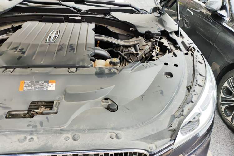 Used Lincoln Aviator 2020 3.0T V6 All-Wheel Drive Executive Version Engine Bay Left