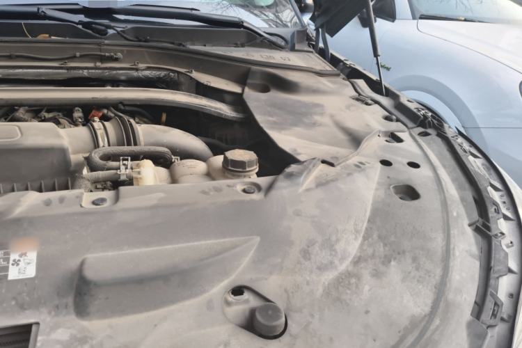 Used Lincoln Aviator 2020 3.0T V6 All-Wheel-Drive Premium Edition Engine Bay Left