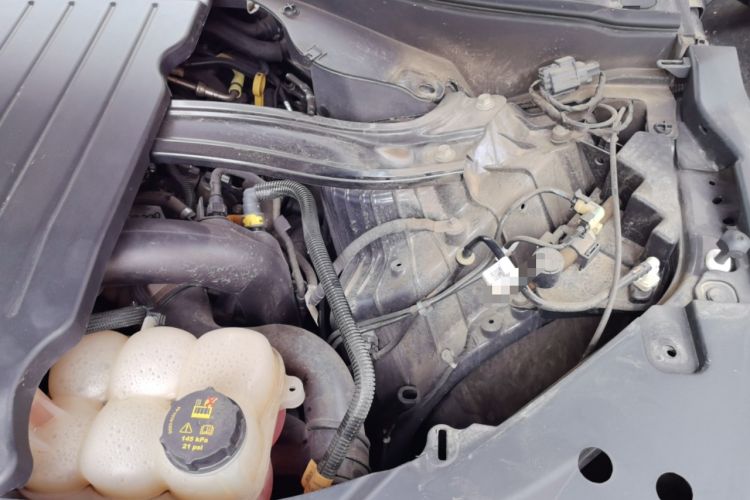 Used Lincoln Aviator 2020 3.0T V6 Four-Wheel Drive Premium Edition Engine Bay Left