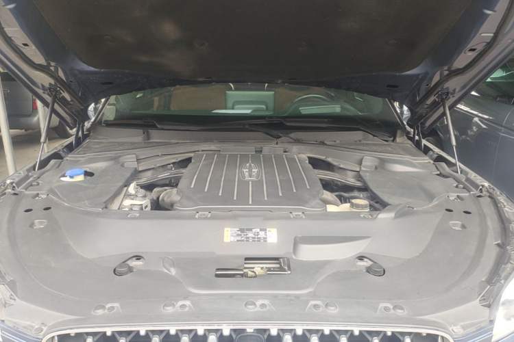Used Lincoln Aviator 2020 3.0T V6 Four-Wheel Drive Presidential Edition Engine Bay