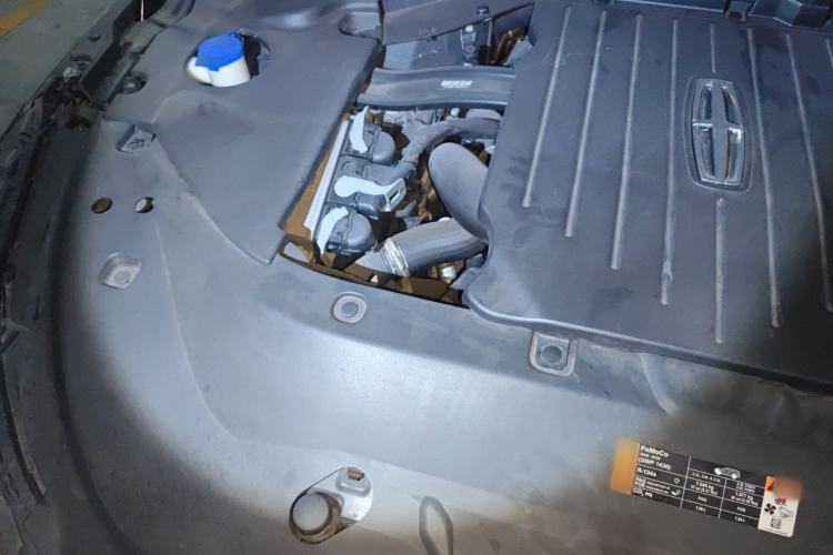 Used Lincoln Aviator 2020 3.0T V6 Four-Wheel Drive Premium Edition Engine Bay Right