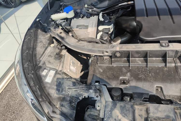 Used Lincoln Aviator 2020 3.0T V6 All-Wheel Drive Executive Version Engine Bay Right