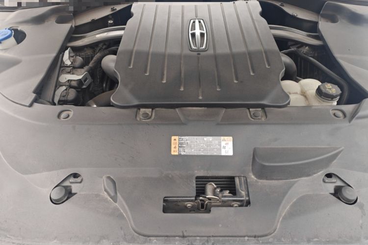 Used Lincoln Aviator 2020 3.0T V6 Four-Wheel Drive Premium Edition Engine Bay