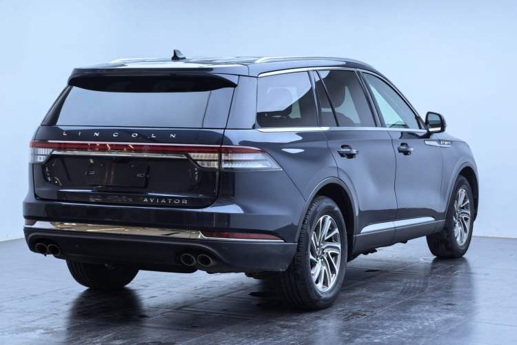 Used Lincoln Aviator 2020 3.0T V6 Four-Wheel Drive Premium Edition Exterior 4