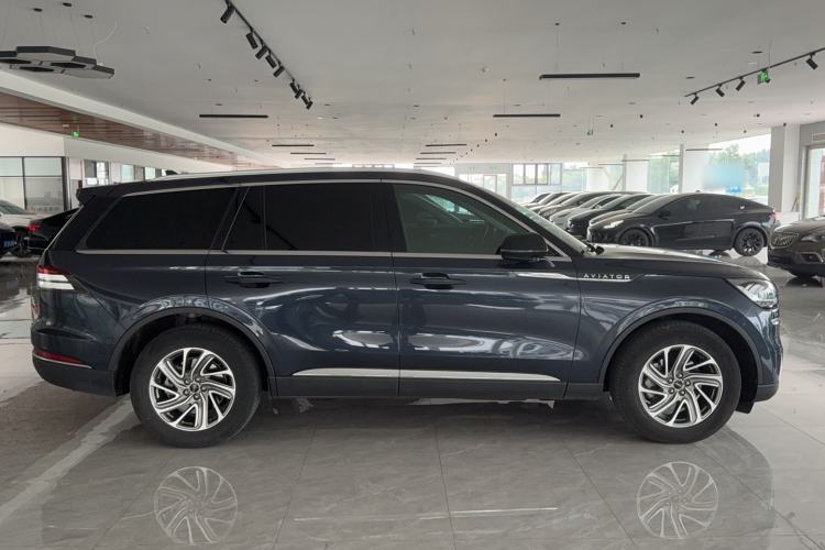 Used Lincoln Aviator 2020 3.0T V6 Four-Wheel Drive Premium Edition Exterior 5