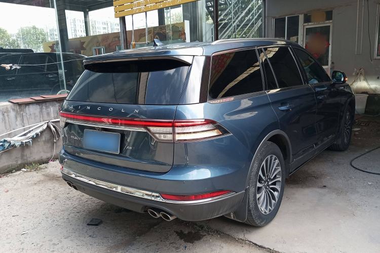 Used Lincoln Aviator 2020 3.0T V6 All-Wheel-Drive Luxury Edition Exterior 5