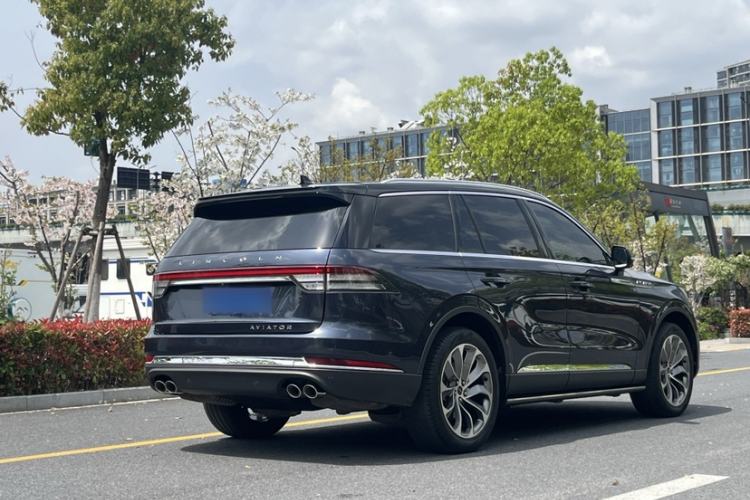 Used Lincoln Aviator 2020 3.0T V6 All-Wheel Drive Executive Version Exterior 5