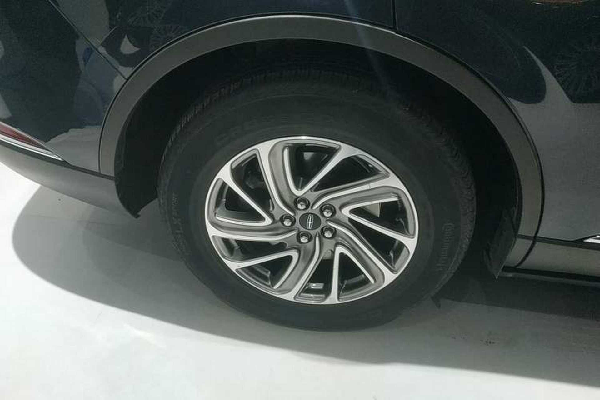 Used Lincoln Aviator 2020 3.0T V6 Four-Wheel Drive Premium Edition Exterior 8
