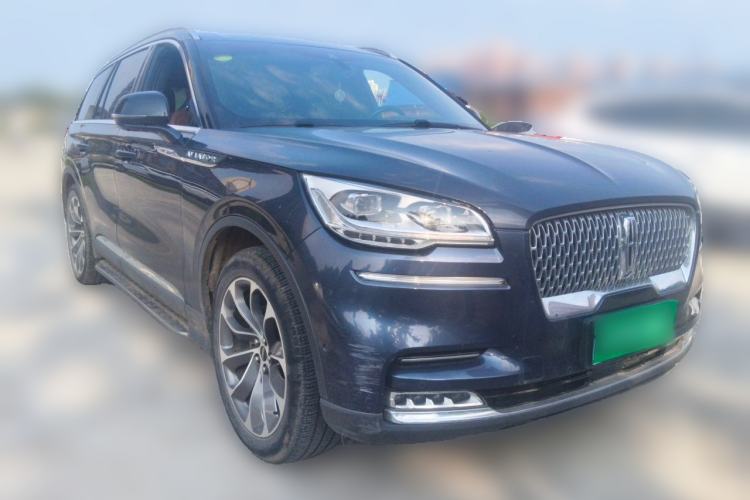 Used Lincoln Aviator 2020 3.0T V6 All-Wheel Drive Executive Version Front Right 45 Deg