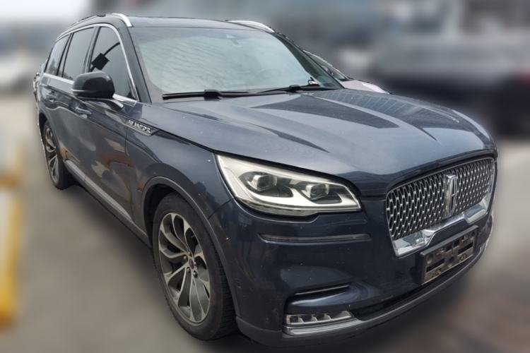 Used Lincoln Aviator 2020 3.0T V6 All-Wheel Drive Executive Version Front Right 45 Deg