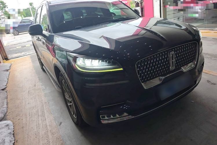 Used Lincoln Aviator 2020 3.0T V6 Four-Wheel Drive Premium Edition Front Right 45 Deg