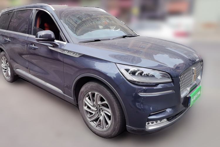 Used Lincoln Aviator 2020 3.0T V6 Four-Wheel Drive Premium Edition Front Right 45 Deg