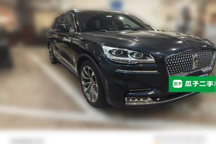 Used Lincoln Aviator 2020 3.0T V6 All-Wheel Drive Executive Version Front Right 45 Deg