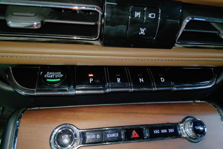 Used Lincoln Aviator 2020 3.0T V6 Four-Wheel Drive Zunya Edition Gear Lever