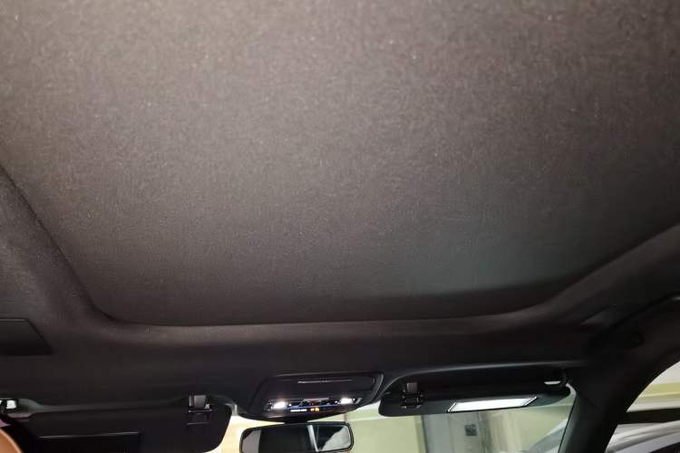 Used Lincoln Aviator 2020 3.0T V6 All-Wheel Drive Executive Version Headliner