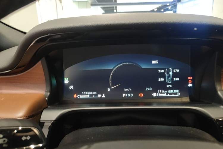 Used Lincoln Aviator 2020 3.0T V6 All-Wheel Drive Executive Version Instrument Cluster