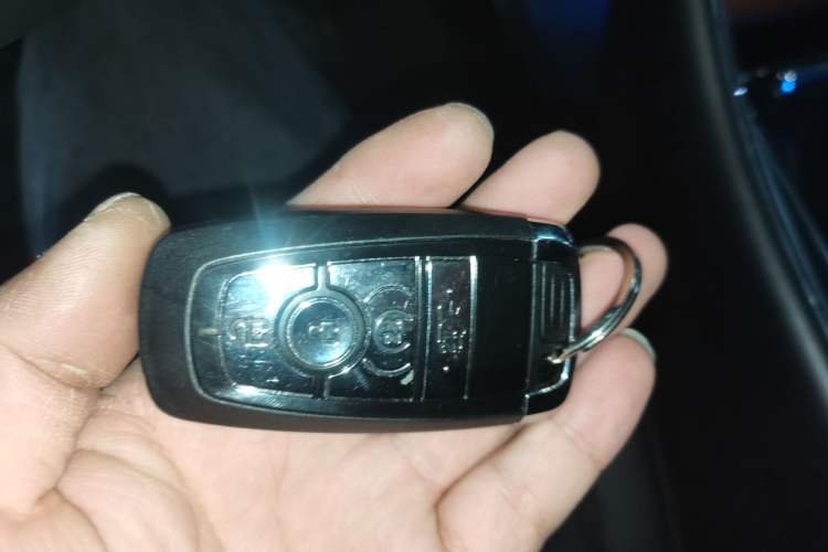 Used Lincoln Aviator 2020 3.0T V6 Four-Wheel Drive Premium Edition Interior 1