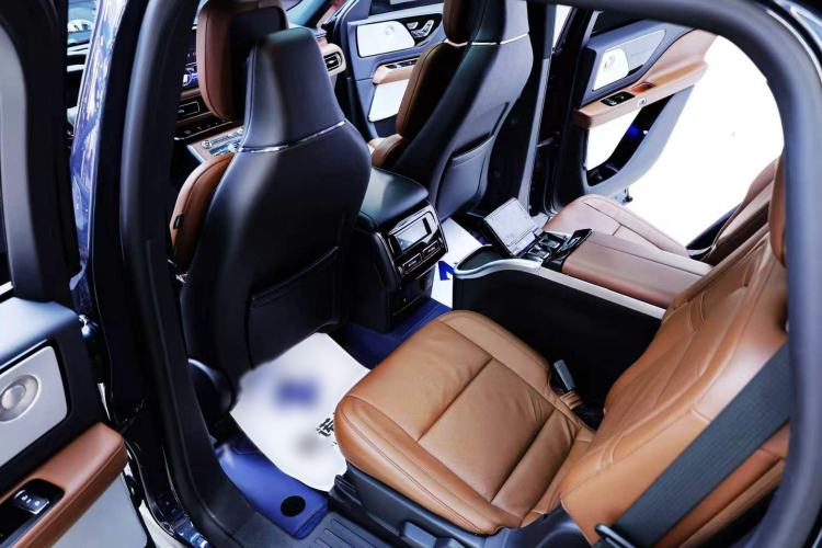 Used Lincoln Aviator 2020 3.0T V6 All-Wheel Drive Executive Version Interior 10