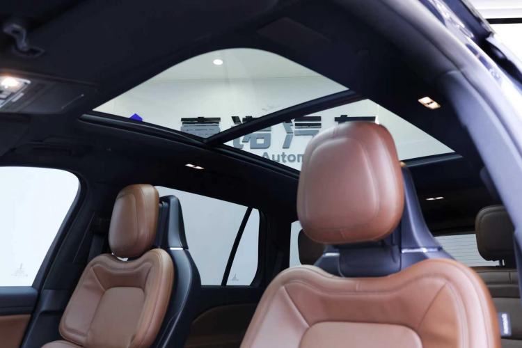 Used Lincoln Aviator 2020 3.0T V6 All-Wheel Drive Executive Version Interior 14
