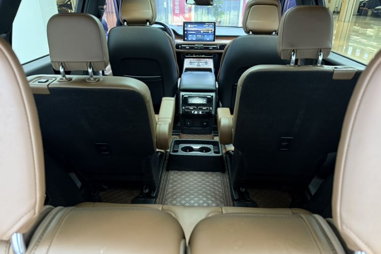 Used Lincoln Aviator 2020 3.0T V6 Four-Wheel Drive Zunya Edition Interior 3
