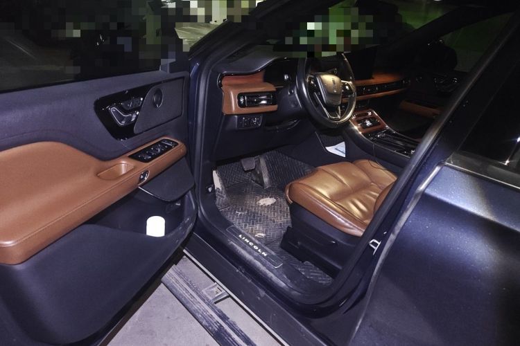 Used Lincoln Aviator 2020 3.0T V6 Four-Wheel Drive Zunya Edition Interior 3