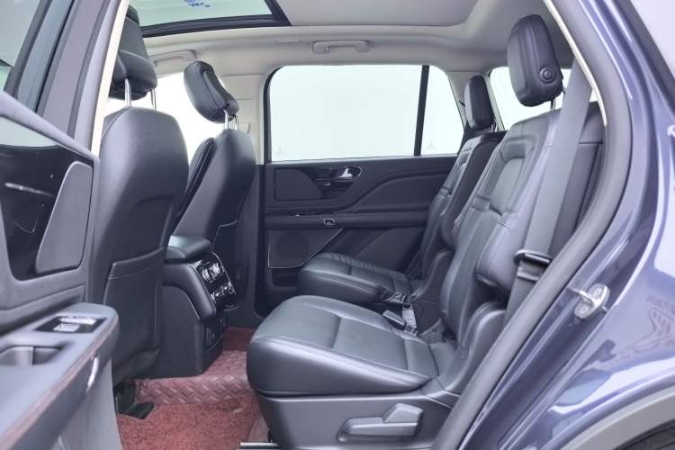 Used Lincoln Aviator 2020 3.0T V6 Four-Wheel Drive Premium Edition Interior 6