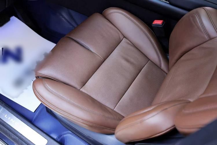 Used Lincoln Aviator 2020 3.0T V6 All-Wheel Drive Executive Version Interior 7