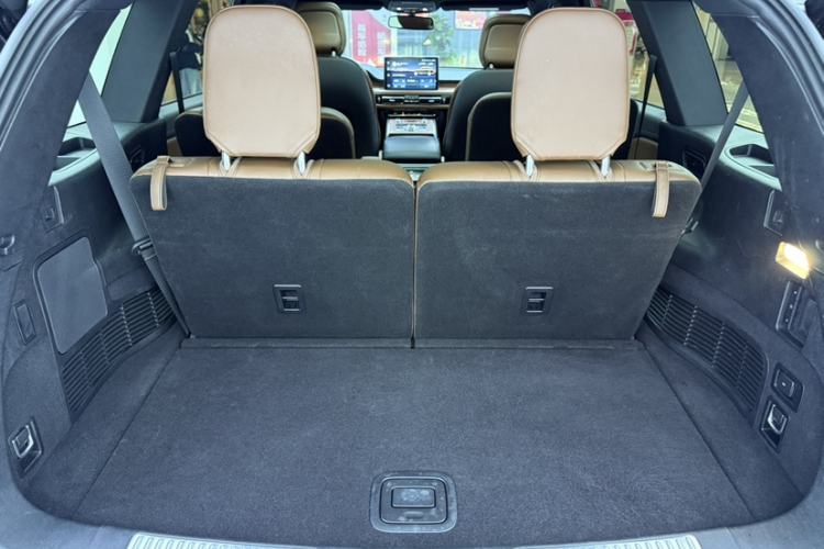 Used Lincoln Aviator 2020 3.0T V6 Four-Wheel Drive Zunya Edition Interior 8