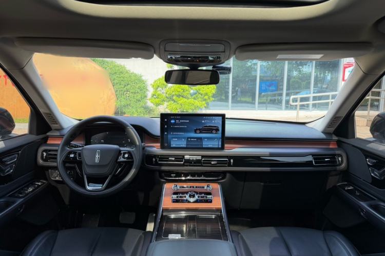 Used Lincoln Aviator 2020 3.0T V6 Four-Wheel Drive Premium Edition Interior 9