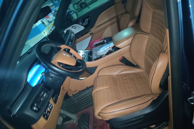 Used Lincoln Aviator 2020 3.0T V6 Four-Wheel Drive Presidential Edition Left Front Seat