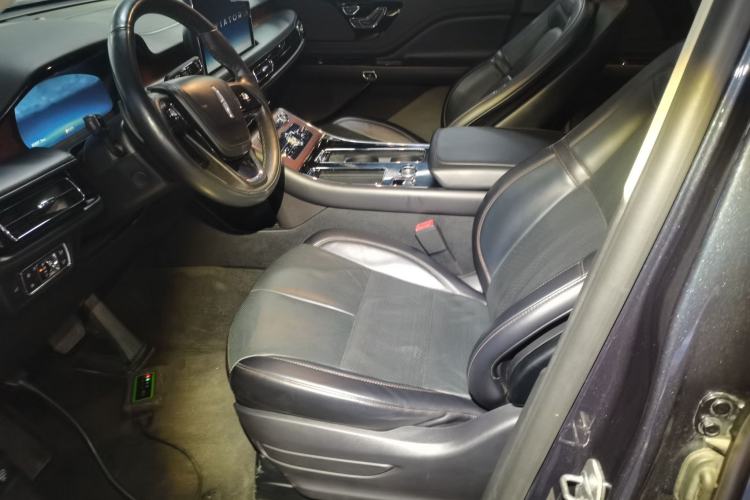 Used Lincoln Aviator 2020 3.0T V6 Four-Wheel Drive Premium Edition Left Front Seat