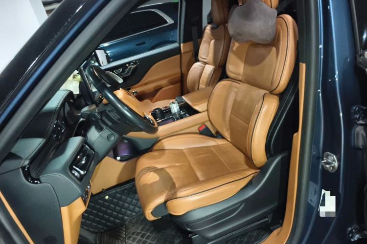 Used Lincoln Aviator 2020 3.0T V6 Four-Wheel Drive Presidential Edition Left Front Seat