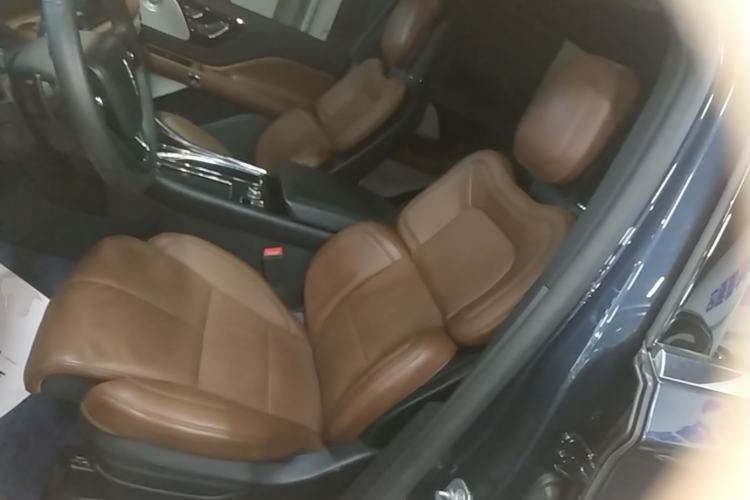 Used Lincoln Aviator 2020 3.0T V6 All-Wheel Drive Executive Version Left Front Seat
