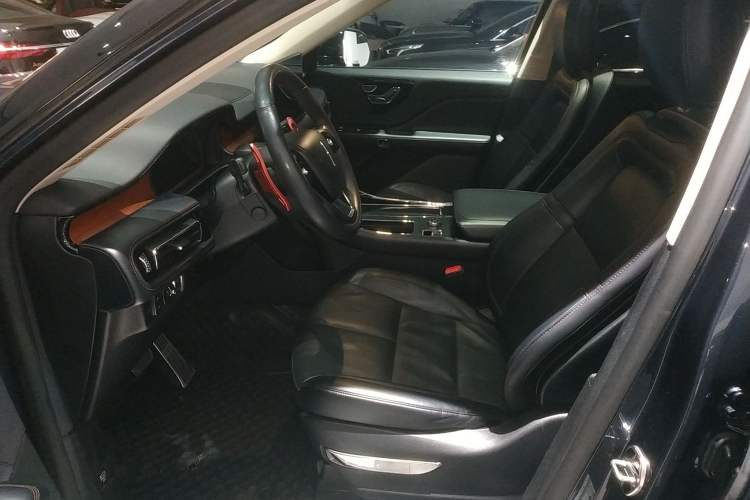 Used Lincoln Aviator 2020 3.0T V6 Four-Wheel Drive Premium Edition Left Front Seat