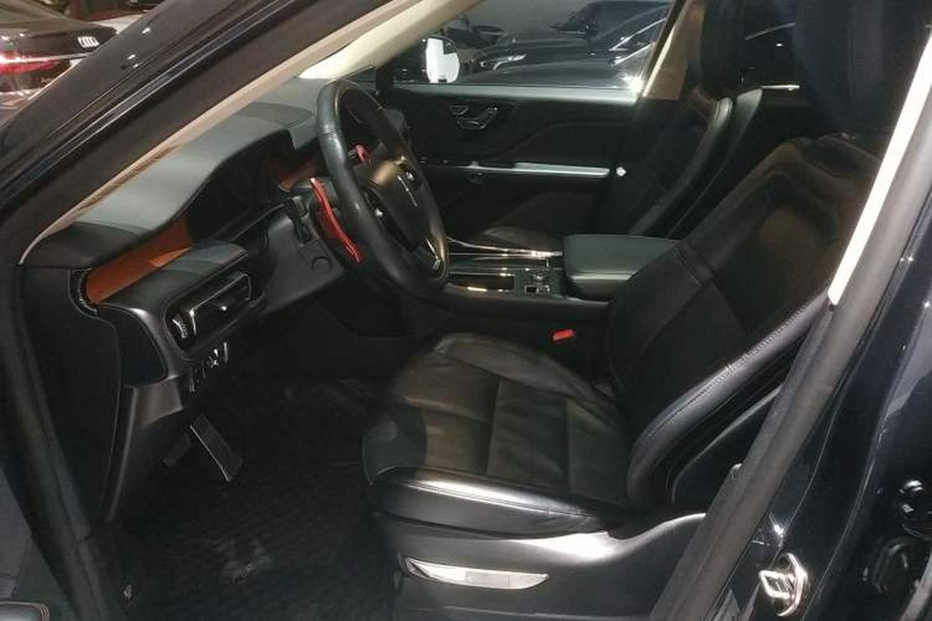 Used Lincoln Aviator 2020 3.0T V6 Four-Wheel Drive Premium Edition Left Front Seat